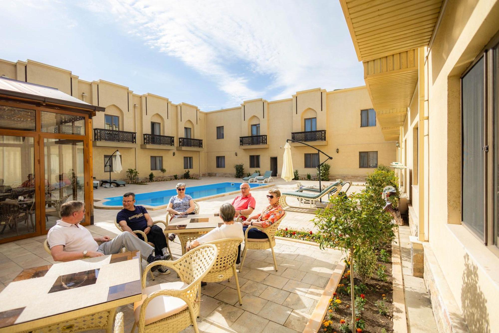 Khan Hotel Samarkand Exterior foto